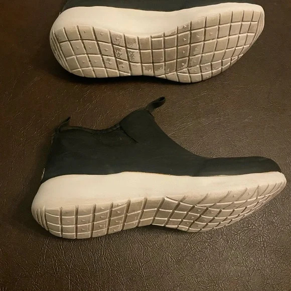 Chooka Waterproof Neoprene Slip On Ankle Boot - Picture 5 of 5